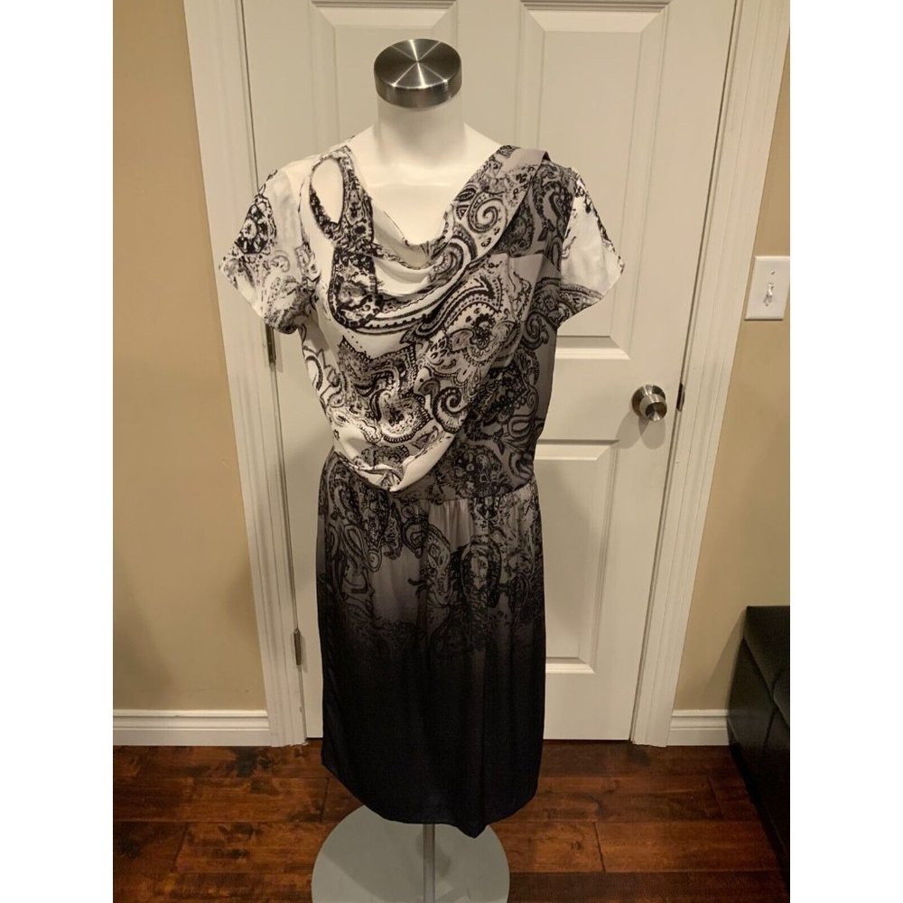 ETRO Black & White Paisley Silk Draped Short Sleeve Dress, Size 10 (US), 46 (IT)